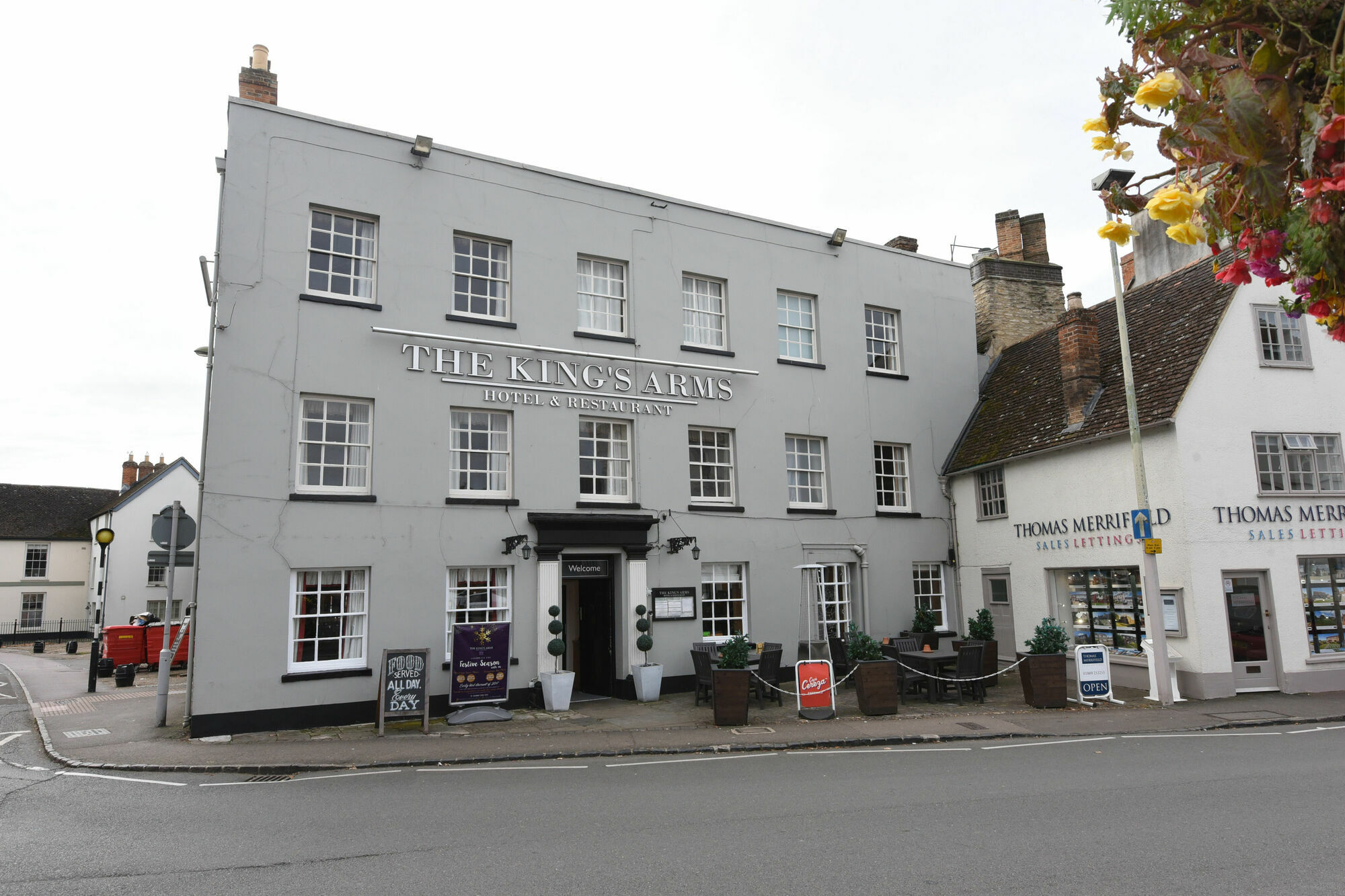 The Kings Arms Hotel Bicester Exterior photo